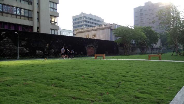 (圖4) 臺北綠園道是一處優質散步場所