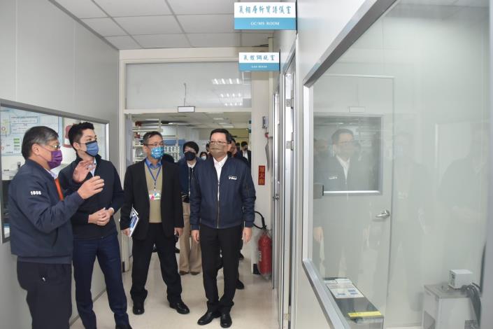 Mayor Chiang inspects the Taipei Water Department (2)
