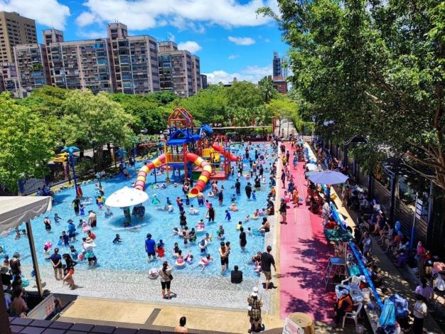 The Taipei Water Park is bustling with a constant throng of people enjoying water activities