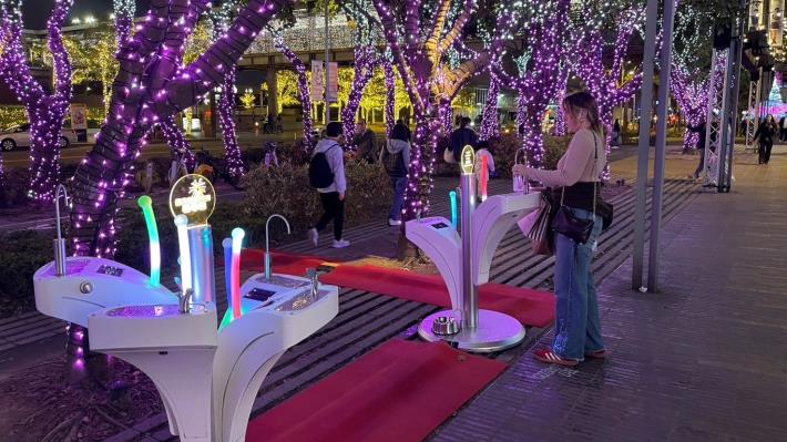 The innovative new mobile direct drinking fountain makes it easy to enjoy Taipei's excellent water