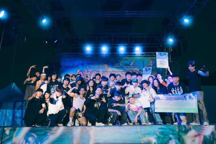 Last year's spring finale at Gongguan Waterfront Plaza in Taipei drew students from across the country, creating an electrifying atmosphere.
