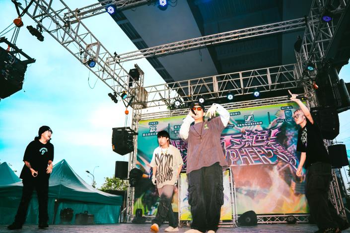 The "Endless Flow! 2025 Cypher Tournament" once again calls on hip-hop youth to rap for the planet, delivering powerful messages through music.