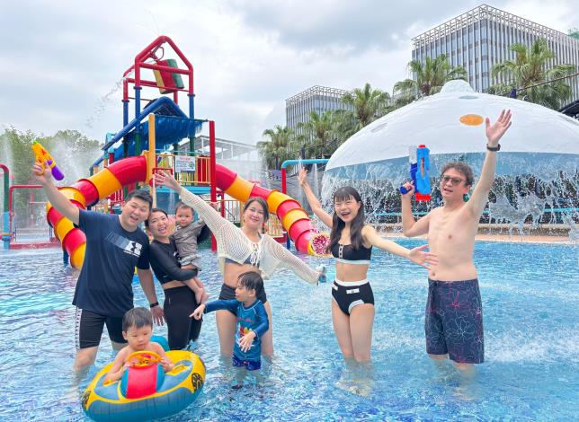 The long-awaited Water Country Park at Taipei Water Park opens May 17! 1