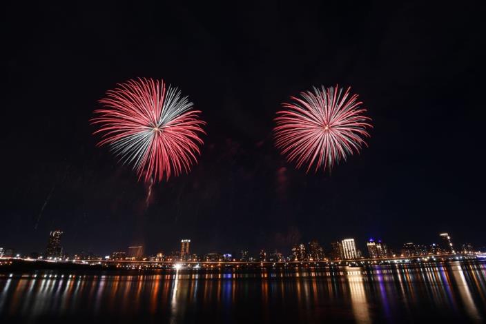 2020 Dadaocheng Valentine's Day Fireworks 009