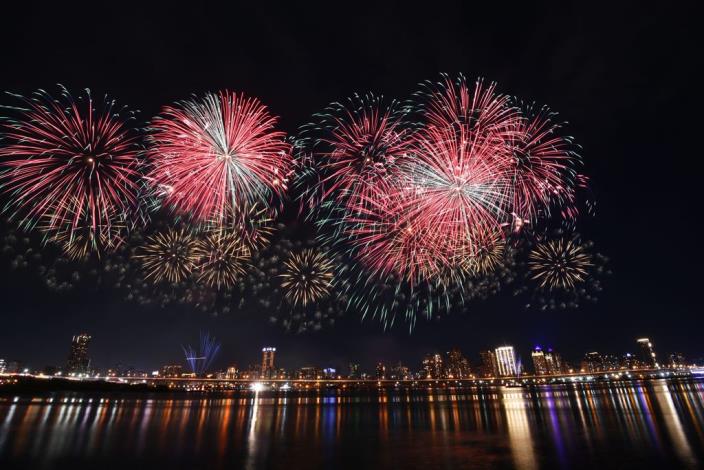 2020 Dadaocheng Valentine's Day Fireworks 008