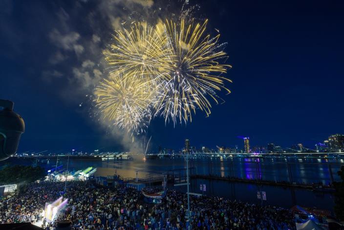 2024 Dadaocheng Summer Festival 300-second theme fireworks show on July 17_04