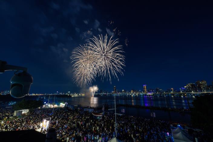 2024 Dadaocheng Summer Festival 300-second theme fireworks show on July 17_05