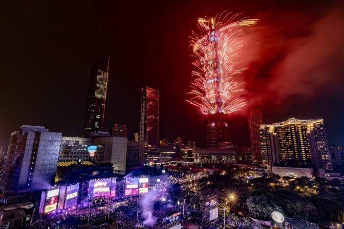 2025 Taipei’s HIGH New Year City 101 Fireworks_10