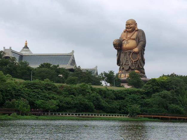 LINE_ALBUM_113年5月4日吉利里敦親睦鄰暨環保參訪旅遊_240508_5