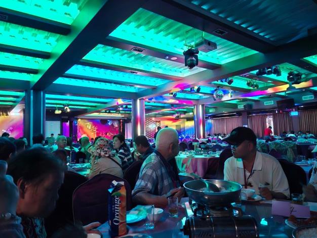 LINE_ALBUM_113年5月4日吉利里敦親睦鄰暨環保參訪旅遊_240508_1