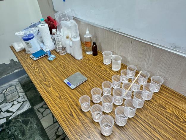 LINE_ALBUM_2025.10.17定點關懷活動-加冷筍涼爽噴霧_251022_96