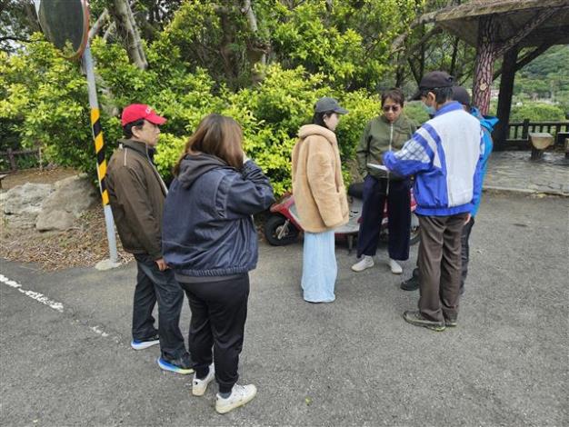 大磺嘴公車站牌會勘-3