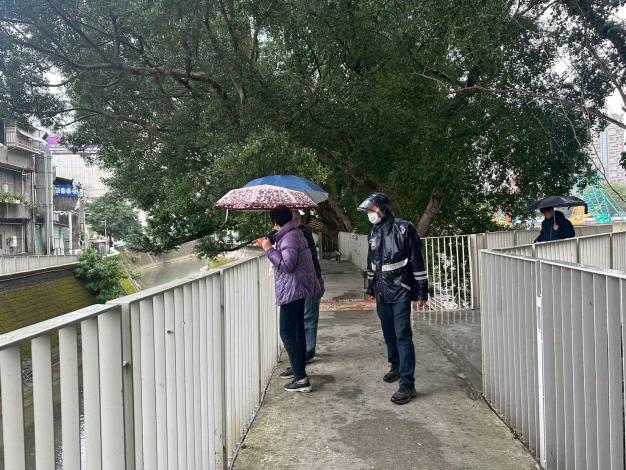 LINE_ALBUM_114.12.26_環保局邱一流副局長巡視磺港溪(奇岩便橋—朝籟橋)_260127_5
