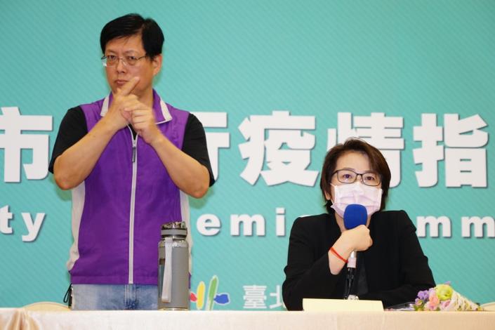 1090603_00_044_疫情會議記者會_多功能廳_高讚賢攝