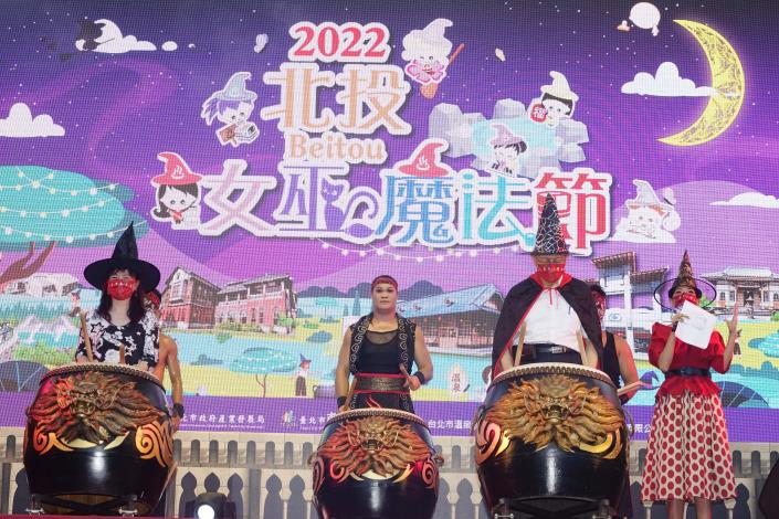 1110804_03_051_2022北投女巫魔法節開幕記者會_北投區七星公園舞台區_高讚賢攝
