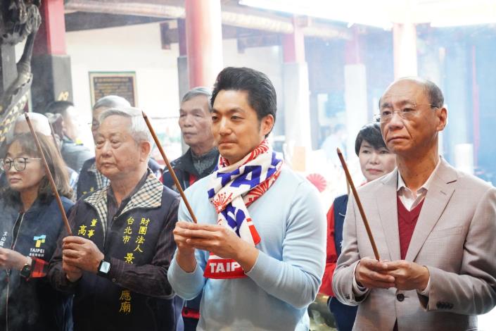 0131.蔣萬安市長走春參拜8