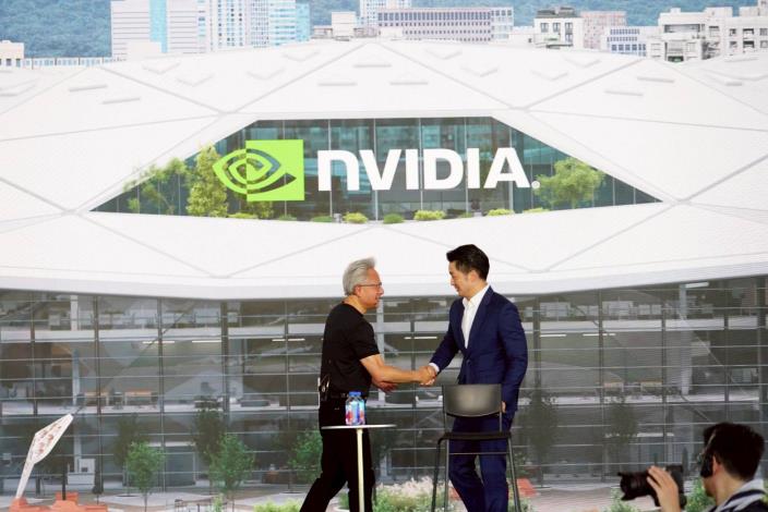 0527-市長受邀出席NVIDIA臺灣員工大會圖片共8張(第7張)