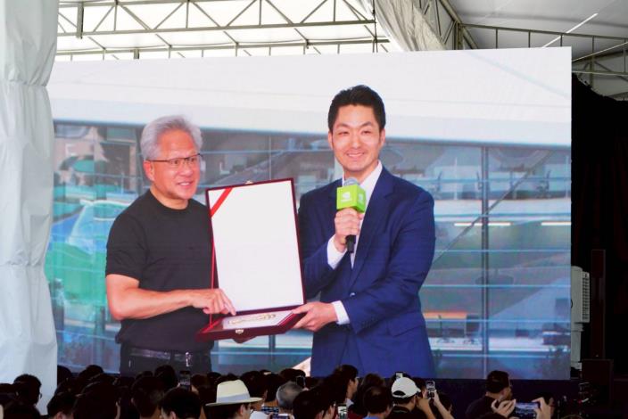 0527-市長受邀出席NVIDIA臺灣員工大會圖片共8張(第2張)