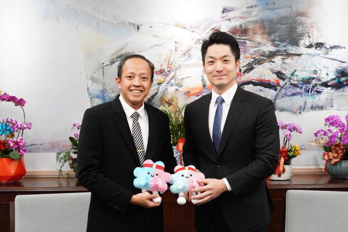 駐台北印尼經濟貿易代表處代表Arif Sulistiyo （艾吏福）一行拜會蔣市長-2.JPG