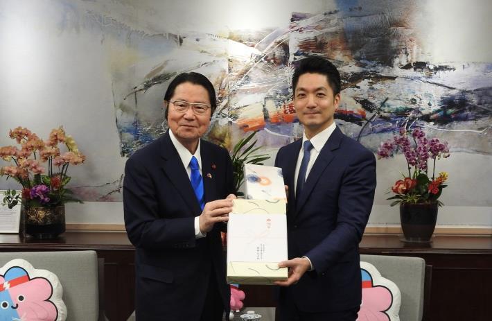 蔣市長接見日本台灣親善協會會長衛藤征士郎一行-2