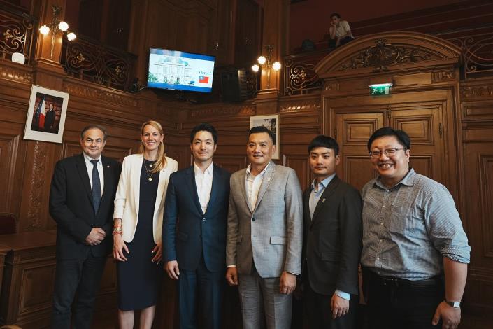 蔣市長回訪勒瓦盧瓦市長(共5張)