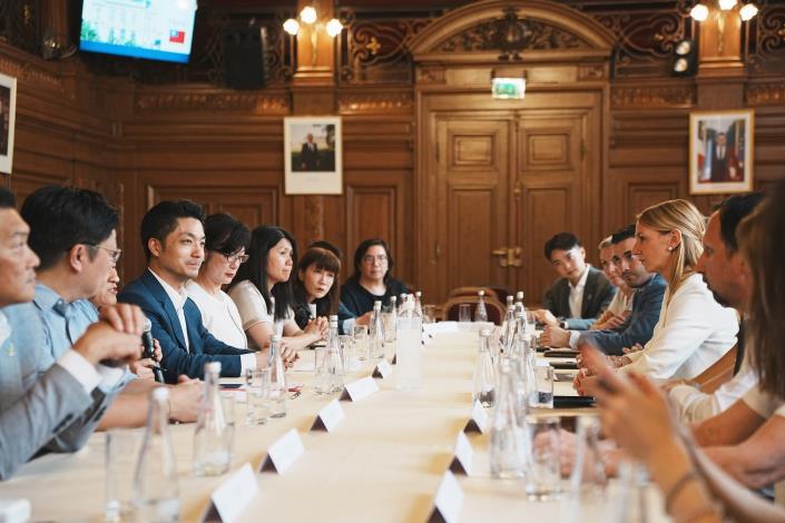 蔣市長回訪勒瓦盧瓦市長(第4張)