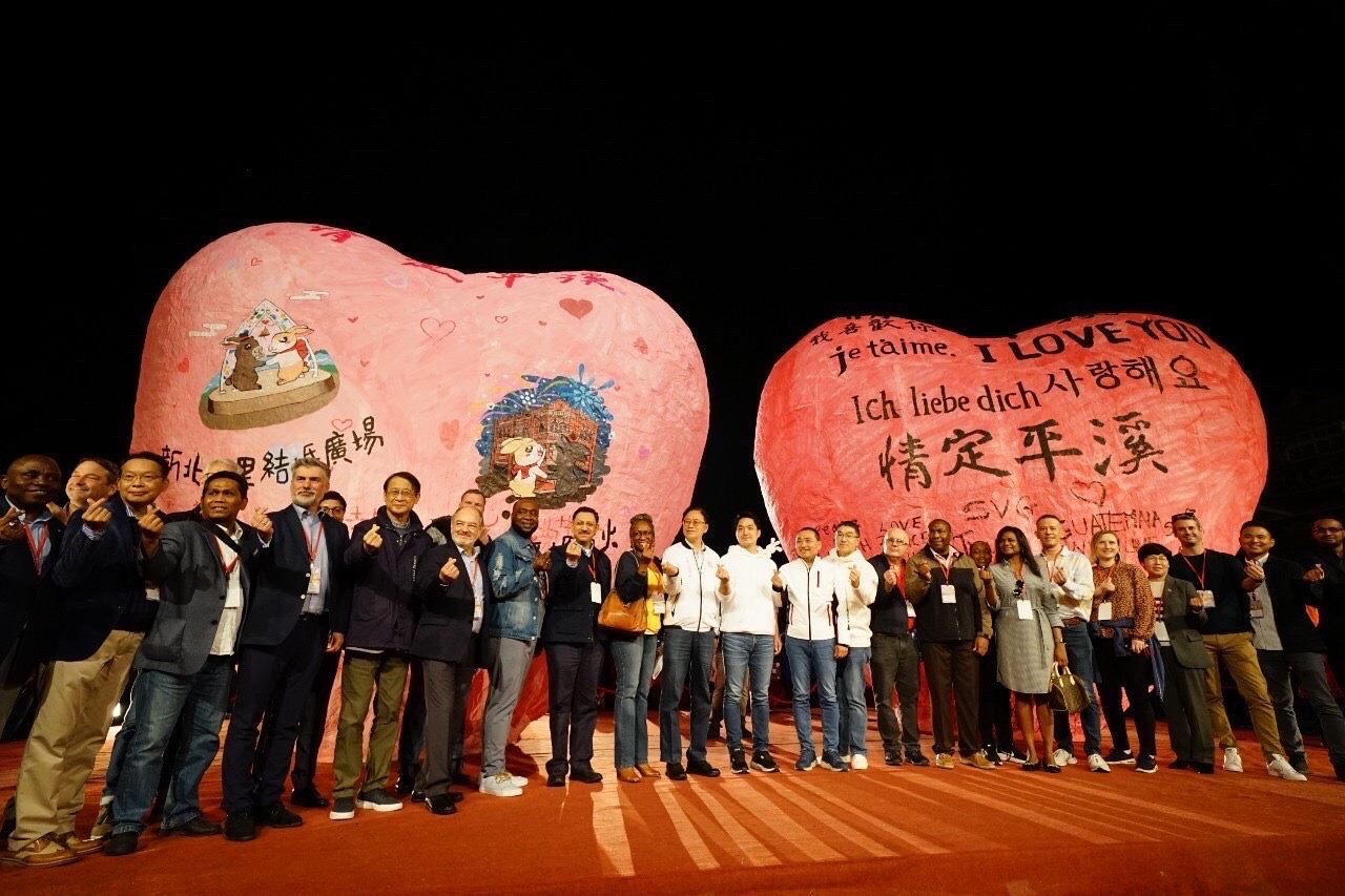 0211_Mayor Chiang attended Romance at Pingxi–Yes, I Do Sky Lantern Festival.