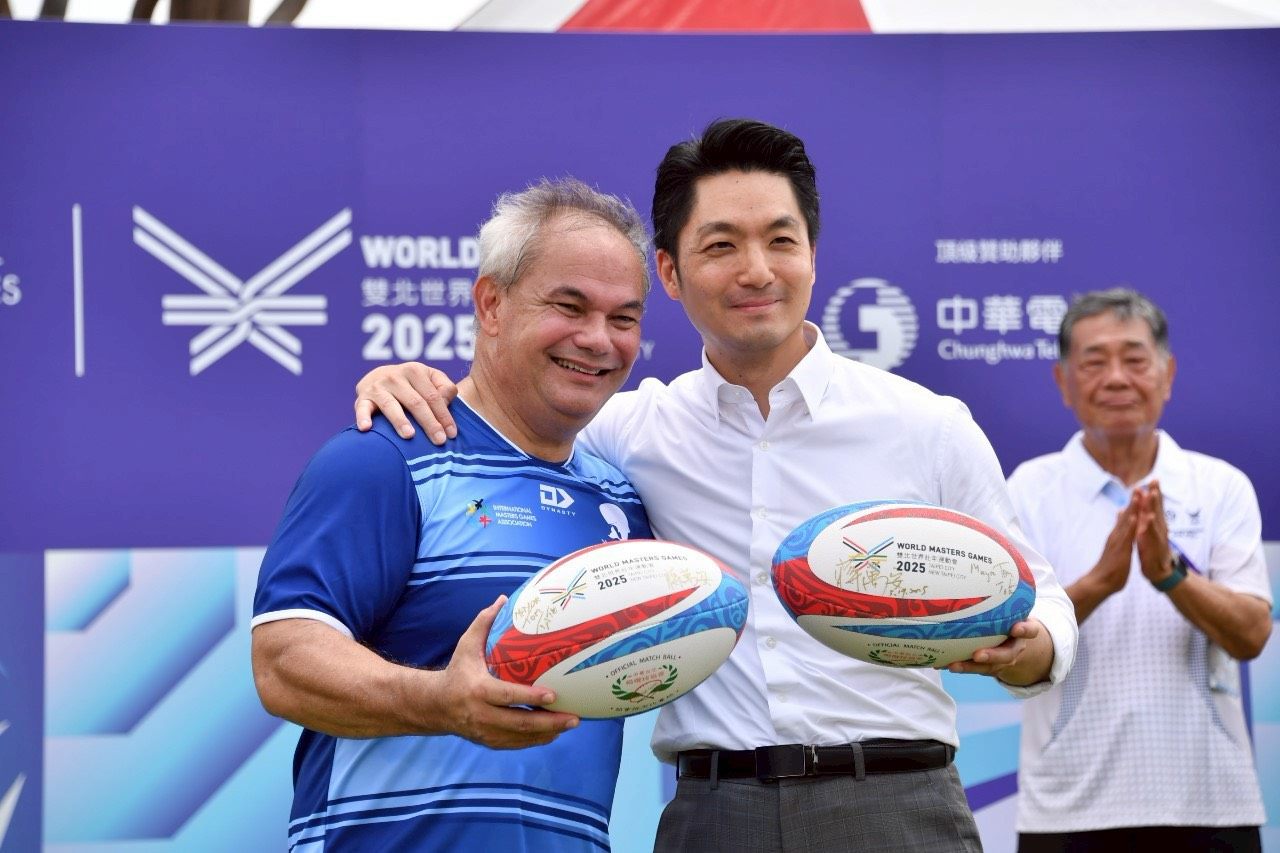 Mayor Chiang and Mayor Tom Tate of Gold Coast Jointly Attend the Opening Ceremony of the Rugby Match at the World Masters Games 2025 Taipei & New Taipei City