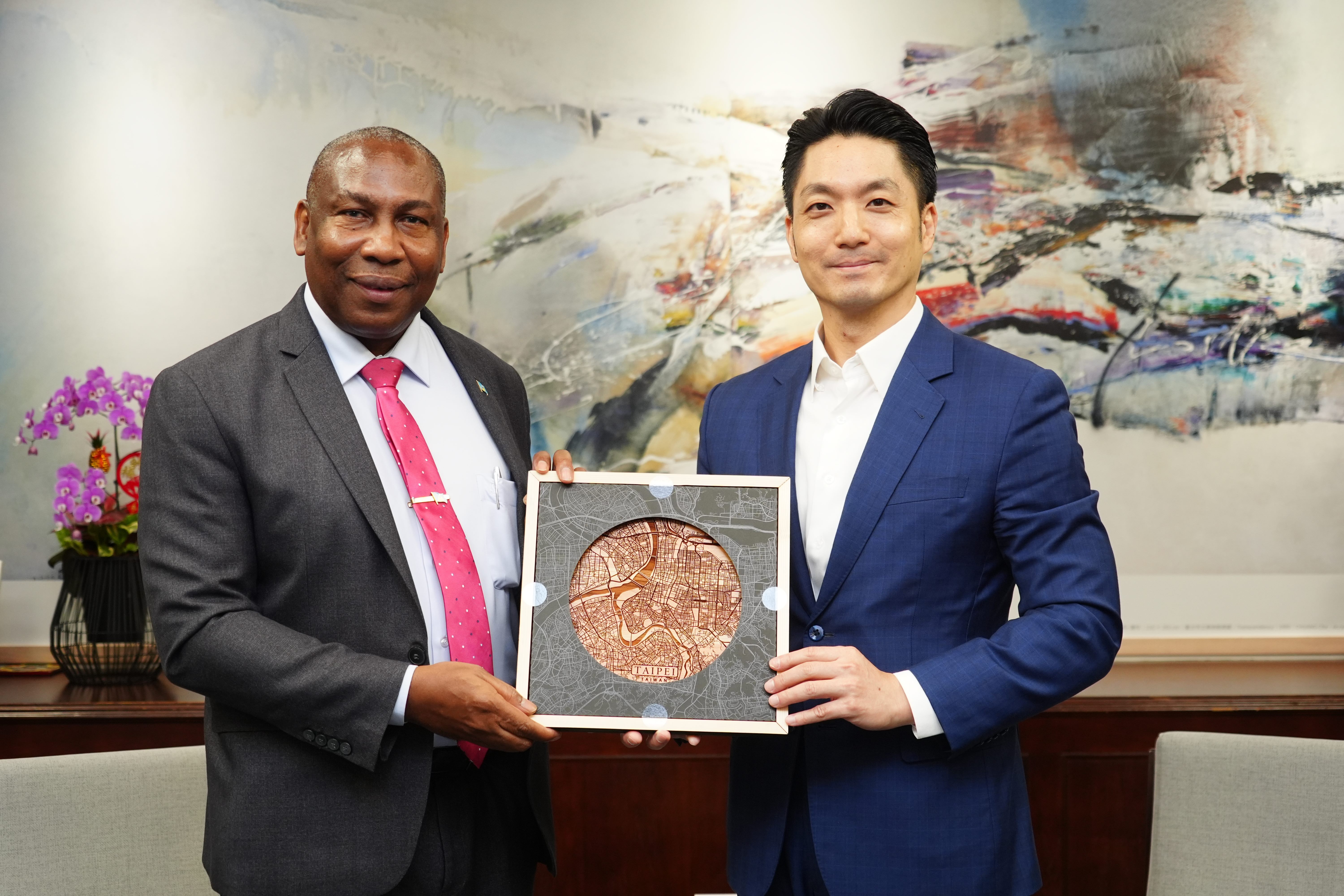 0520-Mayor Chiang received a visit from Robert Kennedy Lewis, Ambassador of Saint Lucia to Taiwan