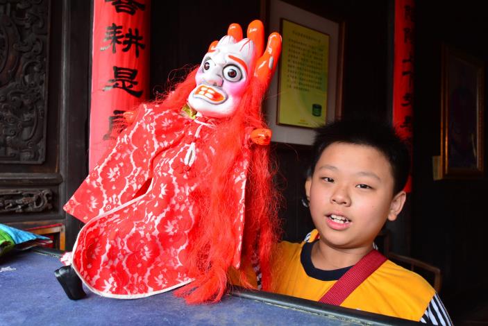 大龍國小學生布袋戲體驗.JPG