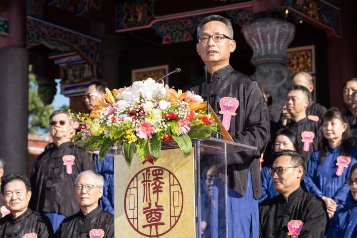 臺北市政府張溫德副市長擔任正獻官並致詞