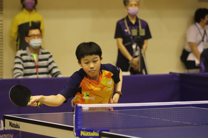 北市14歲黎懿亞桌球選手，初試啼聲便奪金(大會照)