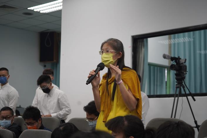 與會人員提問，與主講人互動.JPG