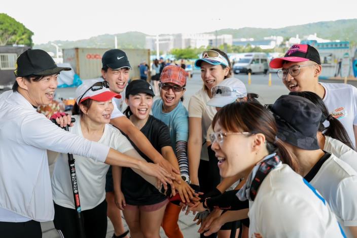 2025臺北龍舟賽首度新增常青女子組,鼓勵更多女性參與競技,落實性別平等與全民參與的運動價值