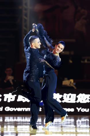 世界職業摩登舞亞軍 Stas Portanenko 與Nataliya Kolyada