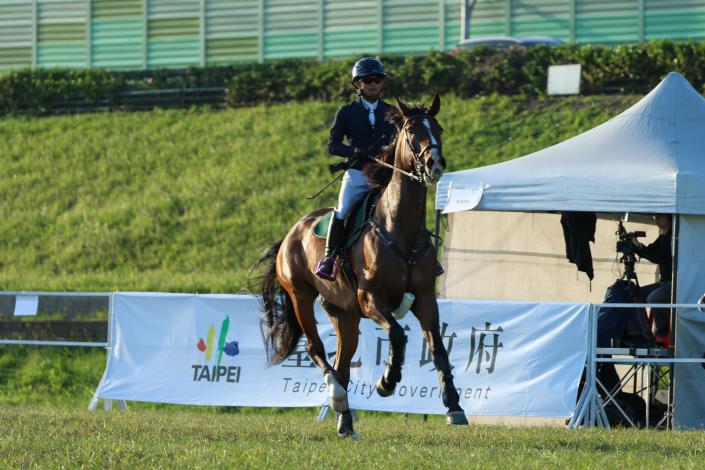 馬術騎手英姿.JPG