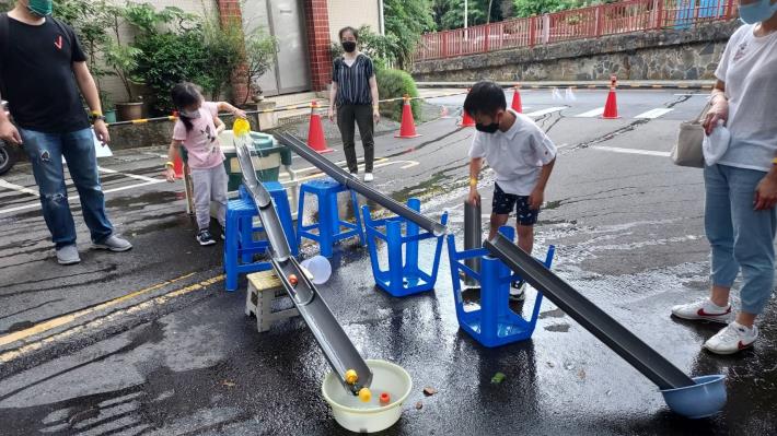 6月18日南港場次_動手搭接水管，來場消暑遊戲