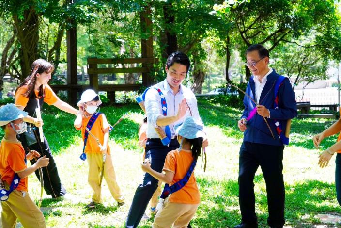 為優化公幼環境設備，將以4年為期程，編列2億設施設備款。