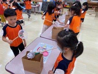 幼兒運用自製資源夾具，合作完成任務，模擬打造永續臺灣4