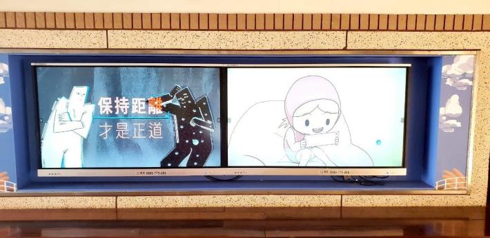 短片輪播：於川堂大屏播放性平宣導短片，讓學生能夠欣賞