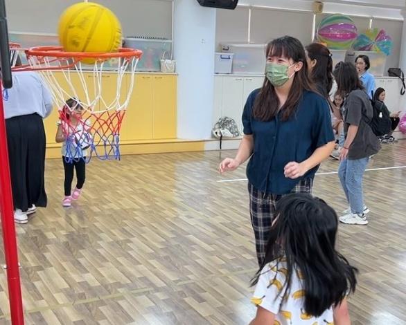 陪媽媽運動