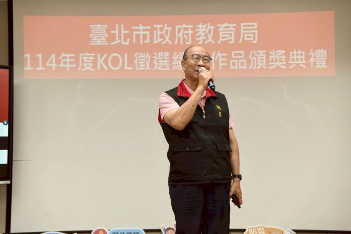 防災輔導團總召曾文龍校長致詞勉勵獲獎同學