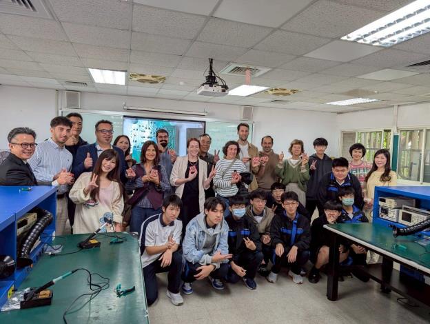 內湖高工-深化國際技職合作 內湖高工打造未來智慧科技與跨國交流基地 (10)