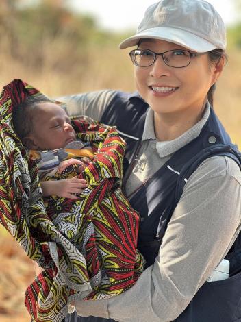 傑出校友許斐莉