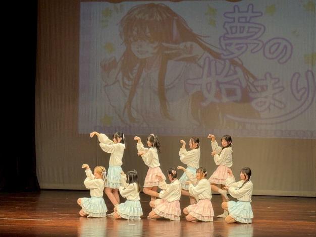 傳統舞蹈表演 (1)