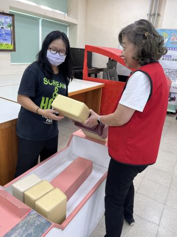 跨越障礙‧觸摸美麗─故宮瑰寶遊北明 (2)