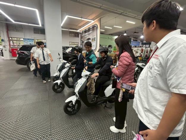 南港高工深化國際教育交流，迎接日本神奈川橘學苑師生來訪 (3)