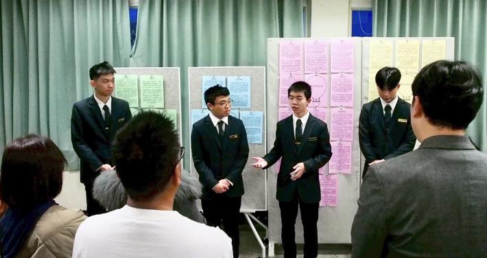 開平餐飲國際部學生自國際交流後將目光拉回臺灣，經由「移民與移工」的對比調研，進而學習創造更多元進步的友善社會。