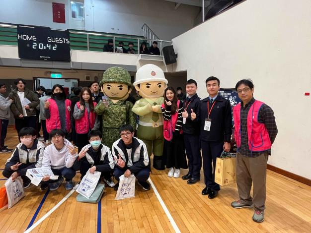 臺北市私立大同高中策盟大專院校升學博覽會登場囉！ (1).JPG