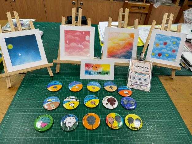 藝術海洋教育，贈送日方師生鱟胸章